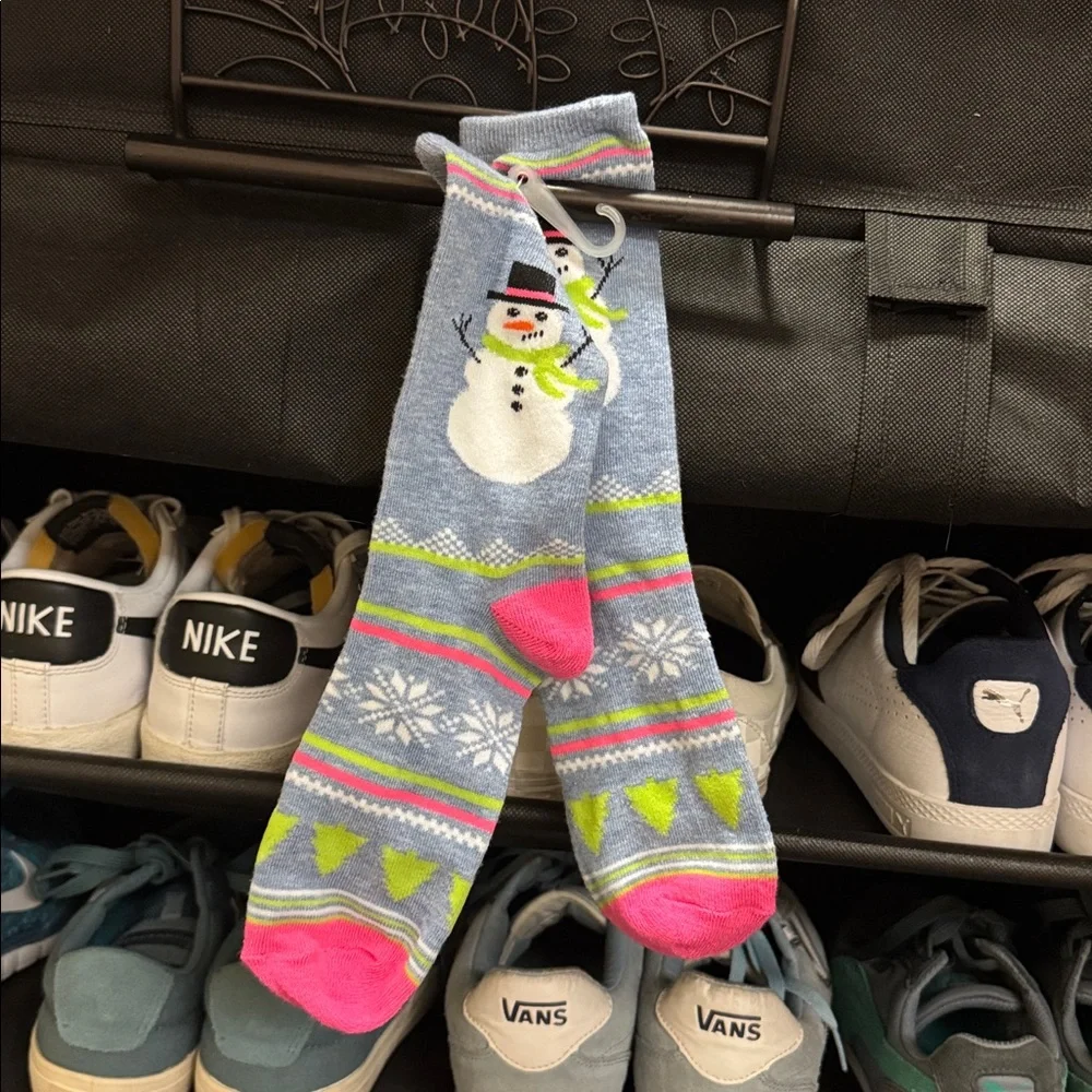 NWT pair of colorful Holiday/Winter socks.  Never been worn of course. Adult 7-9